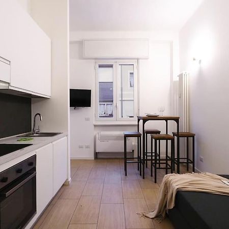 Contempora Apartments - Bilocale Via Verro Milan Bagian luar foto