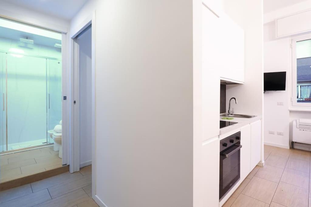 Contempora Apartments - Bilocale Via Verro Milan Bagian luar foto