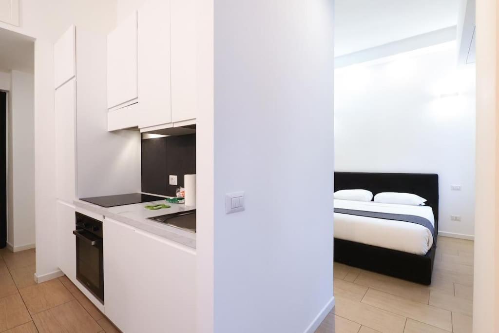 Contempora Apartments - Bilocale Via Verro Milan Bagian luar foto