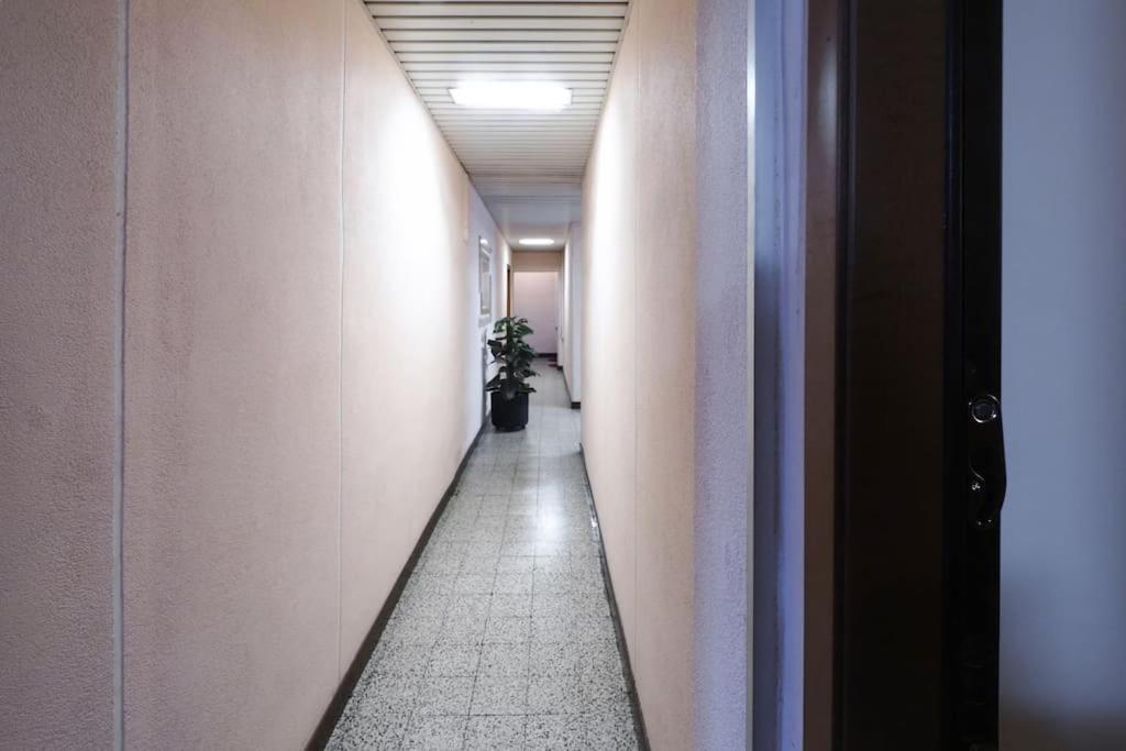 Contempora Apartments - Bilocale Via Verro Milan Bagian luar foto