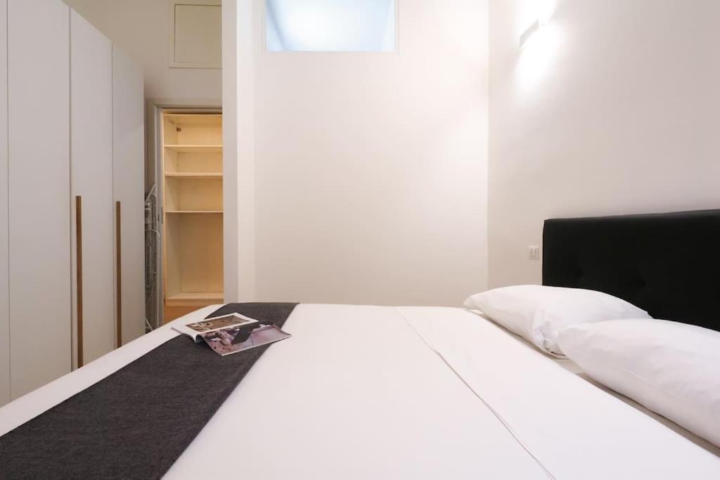 Contempora Apartments - Bilocale Via Verro Milan Bagian luar foto