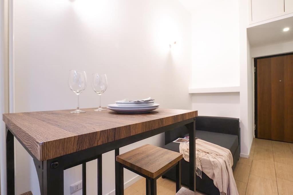 Contempora Apartments - Bilocale Via Verro Milan Bagian luar foto