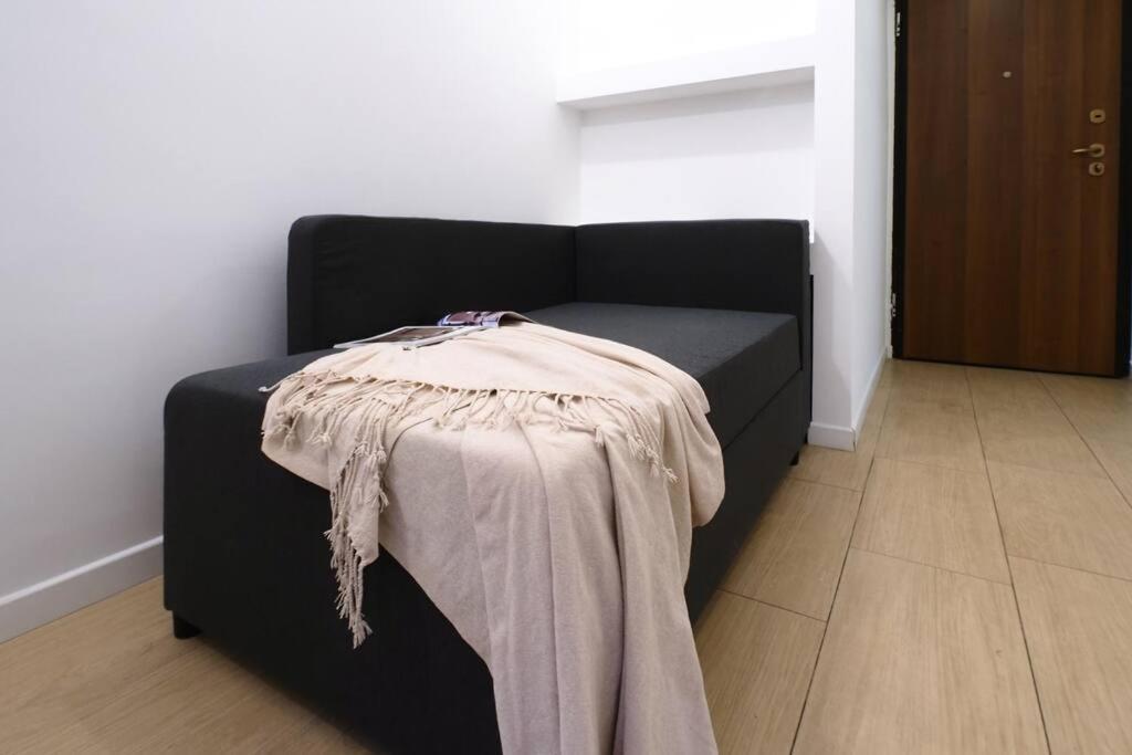 Contempora Apartments - Bilocale Via Verro Milan Bagian luar foto